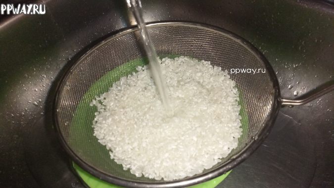 Рецепт рисовых котлет. Варим и промываем крупу